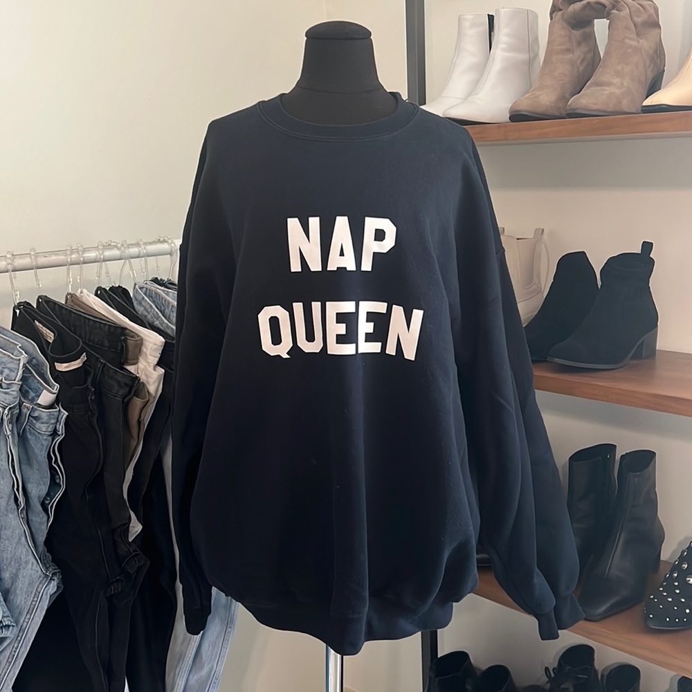 Gildman Black W/ White Font “NAP QUEEN” Crewneck Sweatshirt | Size XL